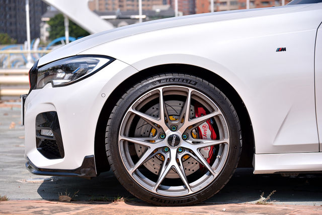 BMW寶馬 330I M SPORT  第6張相片