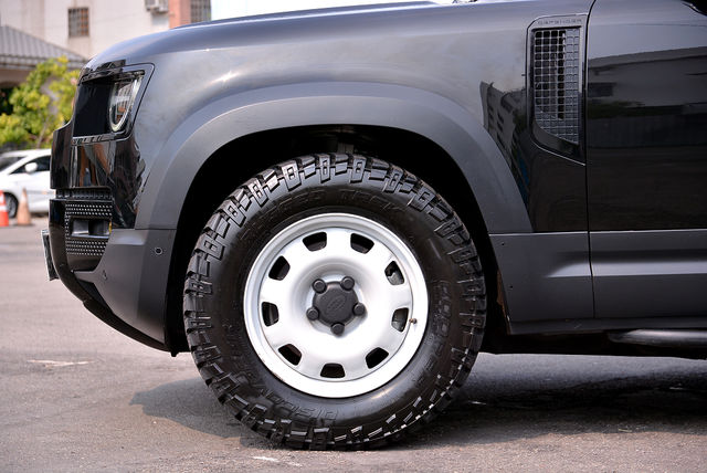 LAND ROVER路華 DEFENDER  第5張相片