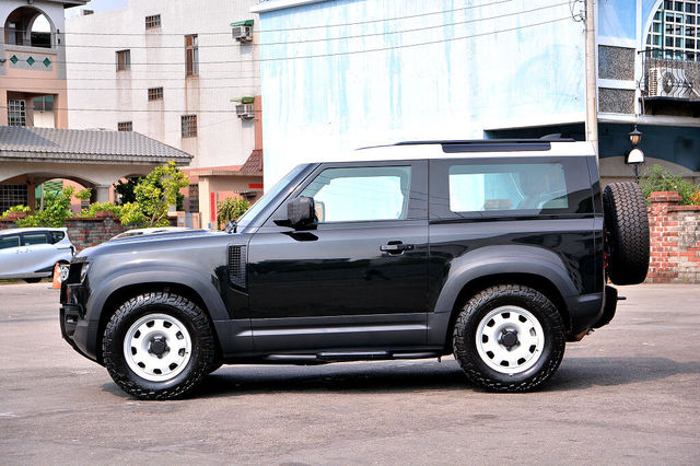 LAND ROVER路華 DEFENDER  第8張相片
