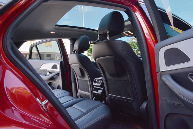 M-BENZ賓士 GLE300D  第16張相片