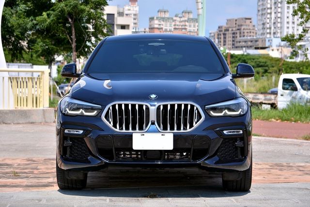 BMW寶馬 X6 XDRIVE40I  第3張相片