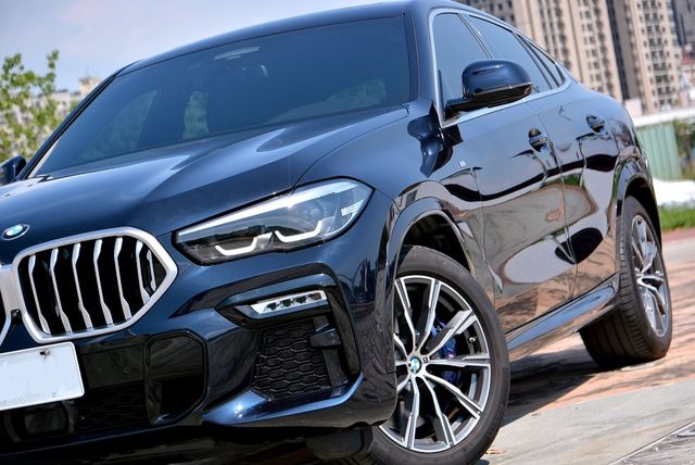 BMW寶馬 X6 XDRIVE40I  第6張相片