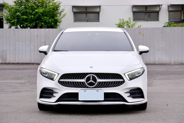 M-BENZ賓士 A180  第3張相片