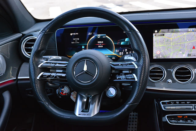 M-BENZ賓士 E53 AMG  第12張相片