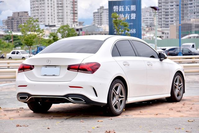 M-BENZ賓士 A180  第2張相片
