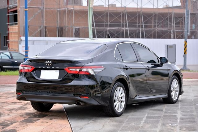 TOYOTA豐田 CAMRY  第2張相片