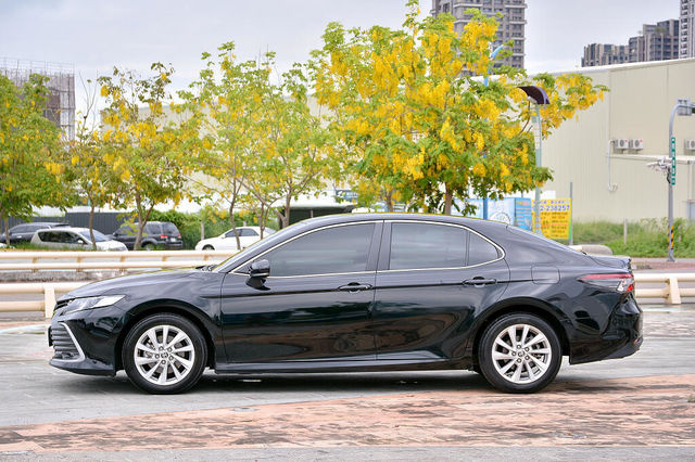 TOYOTA豐田 CAMRY  第7張相片