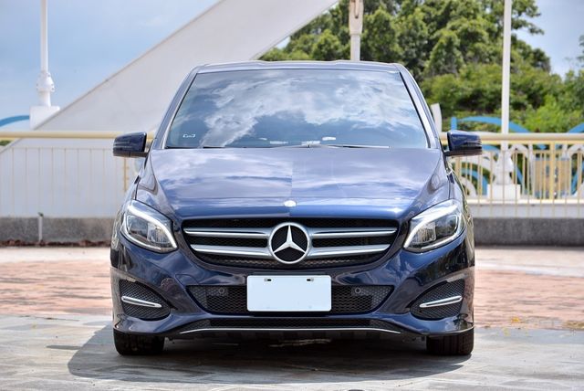 M-BENZ賓士 B180  第3張相片
