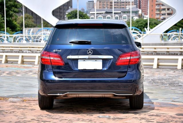 M-BENZ賓士 B180  第4張相片