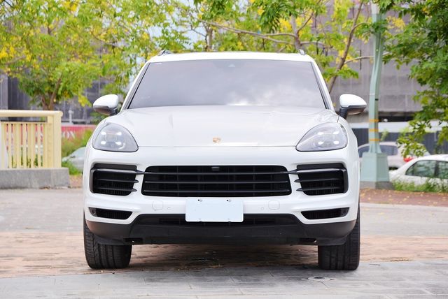 PORSCHE保時捷 CAYENNE  第3張相片