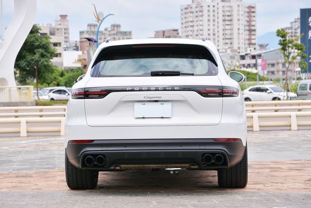 PORSCHE保時捷 CAYENNE  第4張相片