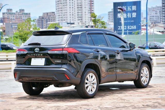 TOYOTA豐田 COROLLA CROSS HYBRID  第2張相片