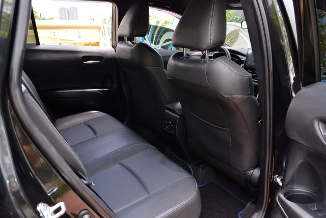TOYOTA豐田 COROLLA CROSS HYBRID  第18張相片