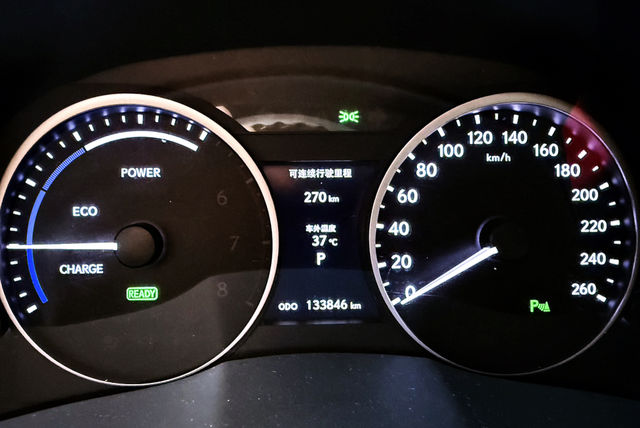 LEXUS凌志 ES300H  第10張相片
