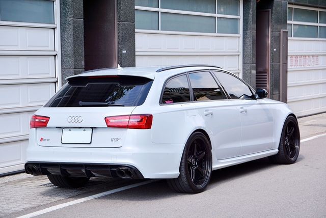 AUDI奧迪 RS6  第2張相片