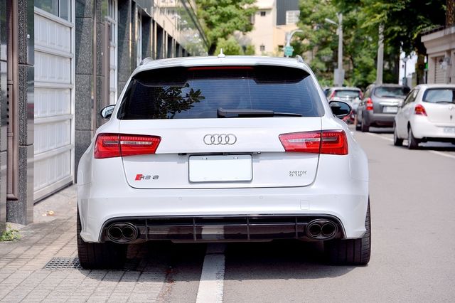 AUDI奧迪 RS6  第4張相片
