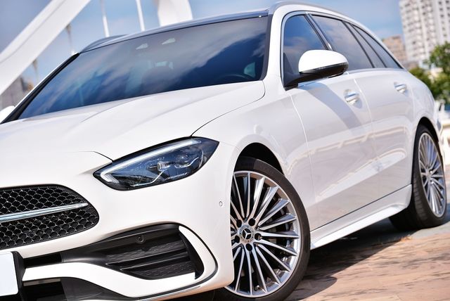 M-BENZ賓士 C300  第7張相片