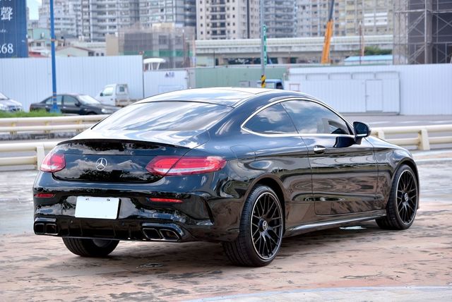 M-BENZ賓士 C300 COUPE  第2張相片