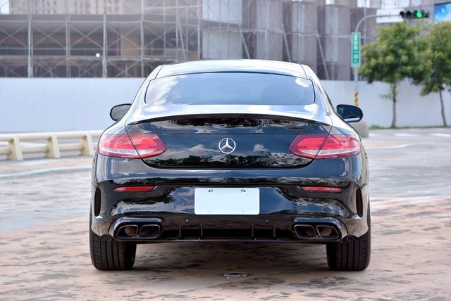 M-BENZ賓士 C300 COUPE  第4張相片