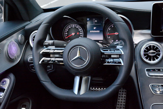 M-BENZ賓士 C300 COUPE  第10張相片