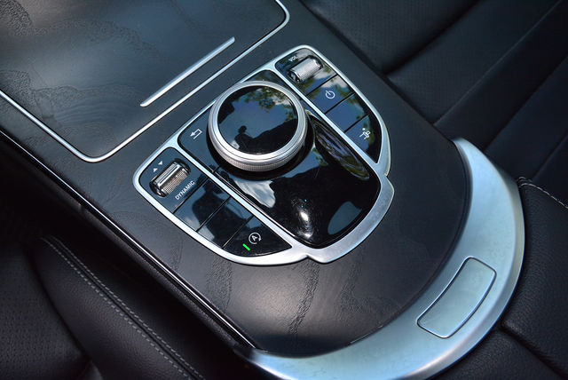 M-BENZ賓士 C300 COUPE  第13張相片