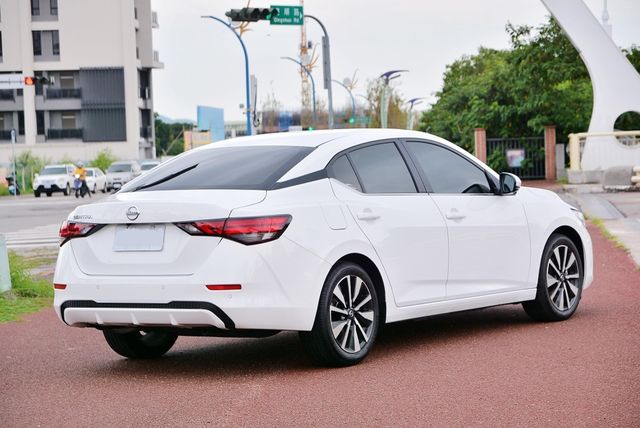 NISSAN日產 SENTRA  第2張相片