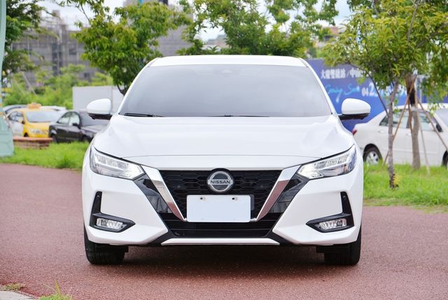 NISSAN日產 SENTRA  第3張相片