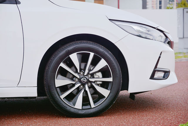 NISSAN日產 SENTRA  第5張相片