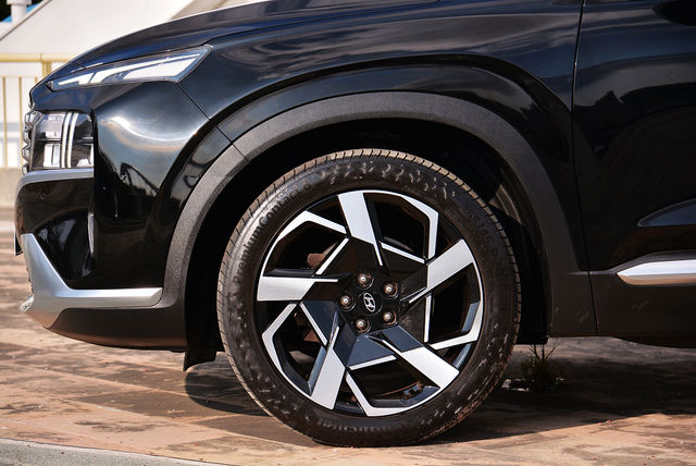 HYUNDAI現代 SANTA FE  第5張相片