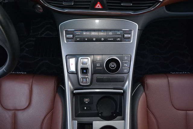 HYUNDAI現代 SANTA FE  第17張相片