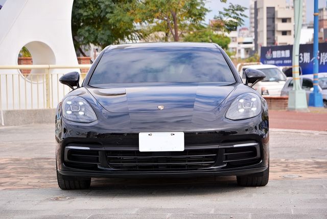 PORSCHE保時捷 PANAMERA  第3張相片