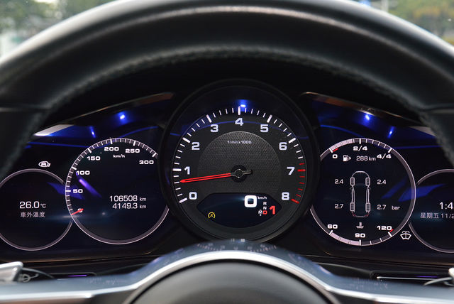 PORSCHE保時捷 PANAMERA  第10張相片