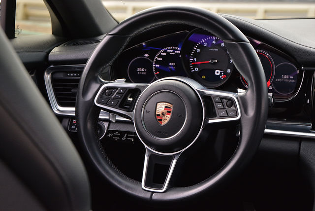 PORSCHE保時捷 PANAMERA  第12張相片