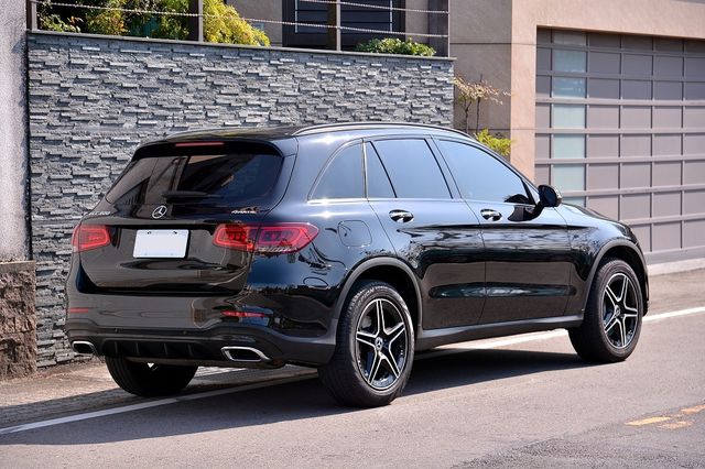 M-BENZ賓士 GLC300  第2張相片