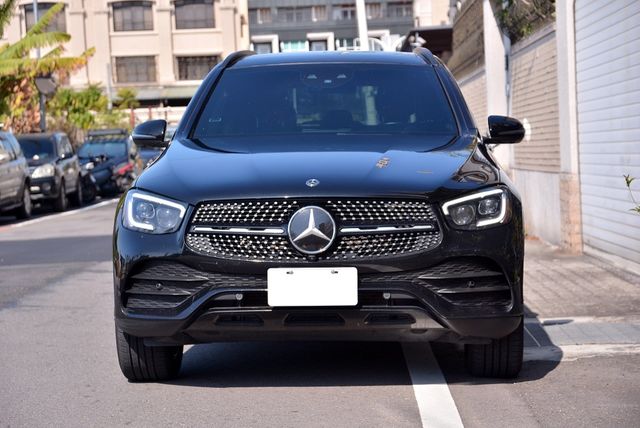 M-BENZ賓士 GLC300  第3張相片