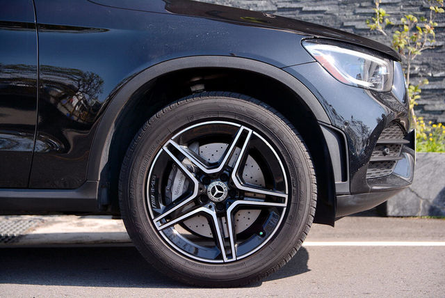 M-BENZ賓士 GLC300  第5張相片