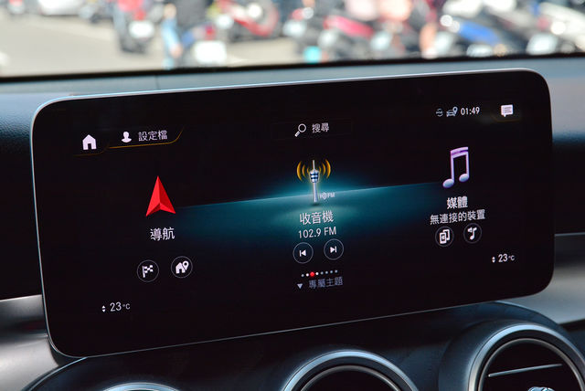 M-BENZ賓士 GLC300  第14張相片