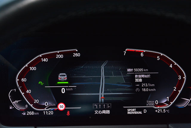 BMW寶馬 120I  第11張相片