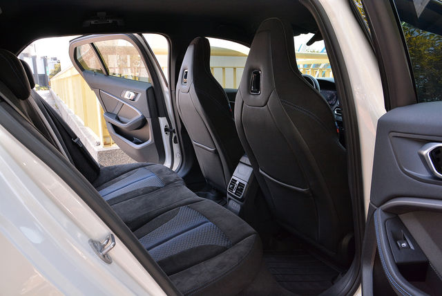 BMW寶馬 120I  第18張相片