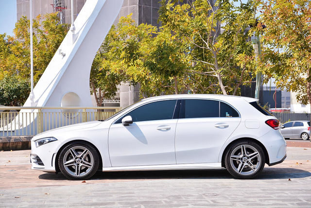 M-BENZ賓士 A180  第7張相片