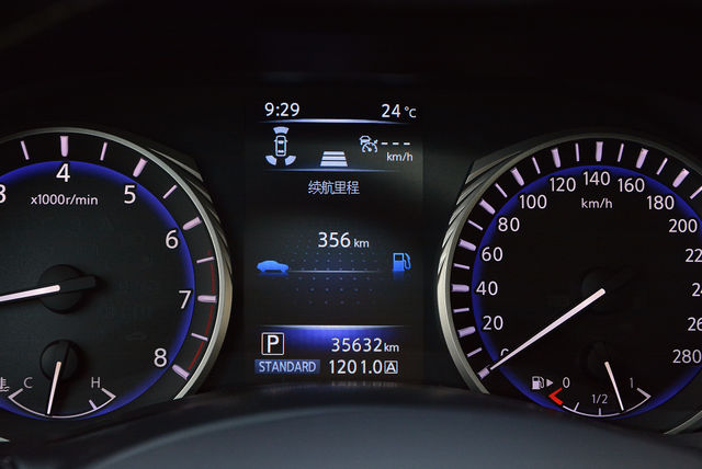 INFINITI無限 Q50  第11張相片