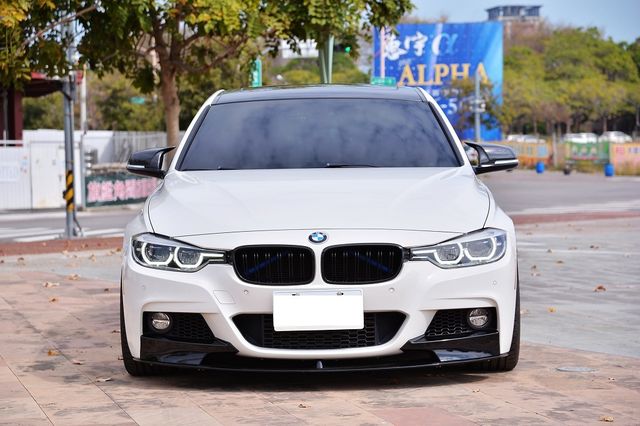 BMW寶馬 328I M SPORT  第3張相片