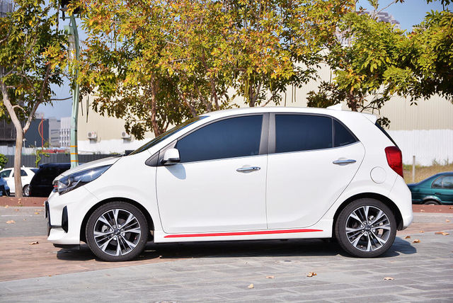 KIA起亞 PICANTO  第8張相片