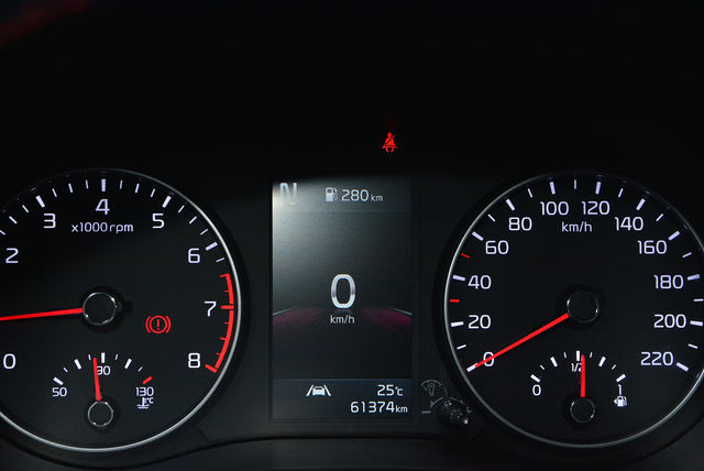 KIA起亞 PICANTO  第10張相片