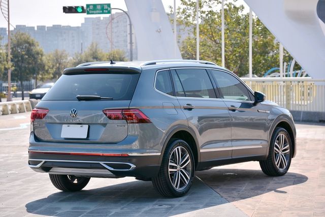 VOLKSWAGEN福斯 TIGUAN ALLSPACE  第2張相片