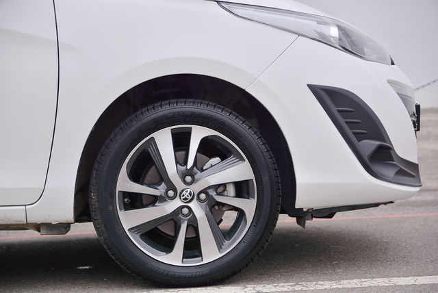 TOYOTA豐田 YARIS  第9張相片