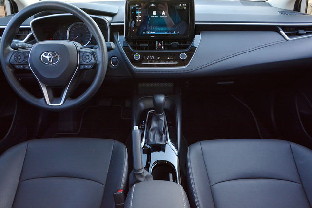 TOYOTA豐田 ALTIS  第14張相片