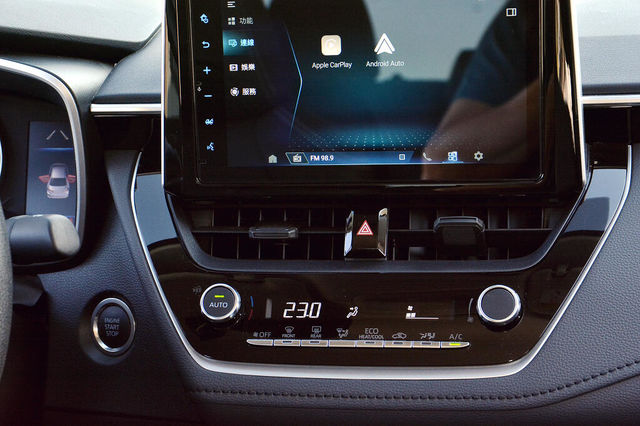 TOYOTA豐田 ALTIS  第15張相片