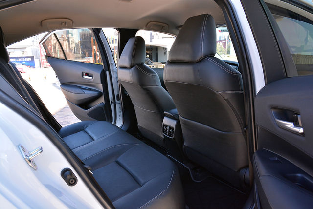 TOYOTA豐田 ALTIS  第17張相片