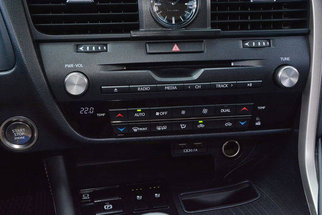 LEXUS凌志 RX300  第16張相片